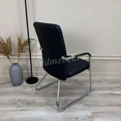 Кресло офисное KJ-527 (Черный)